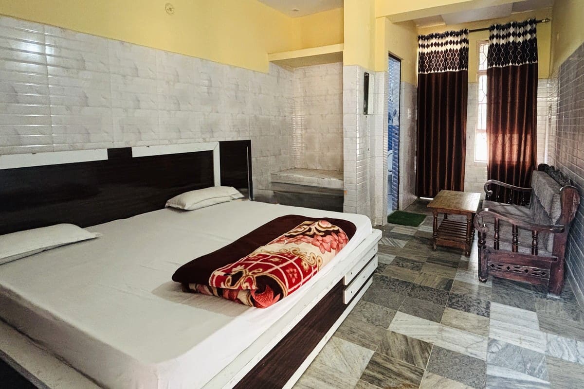 2 Bed Non-AC Room